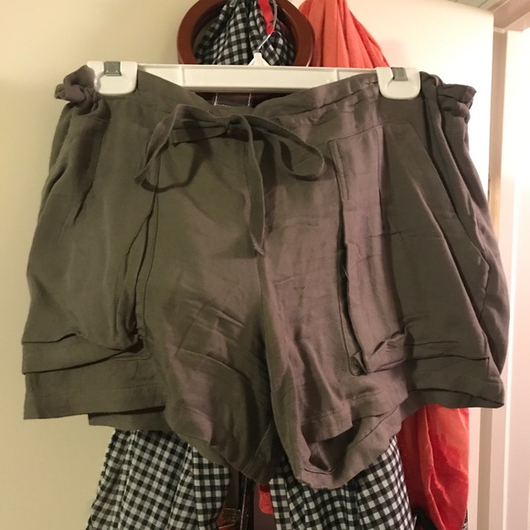 BCNG COMFY SHORTS - Picture 1 of 4